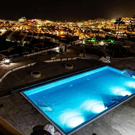 公寓 Luxus Ferienwohnung Meerblick 阿德耶